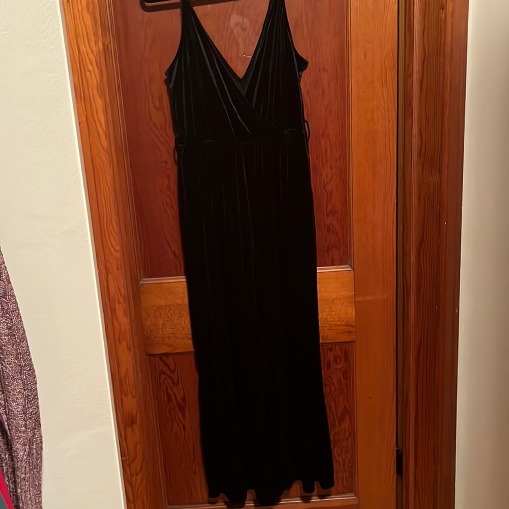 H&M Velvet Adjustable Jumpsuit Size 10